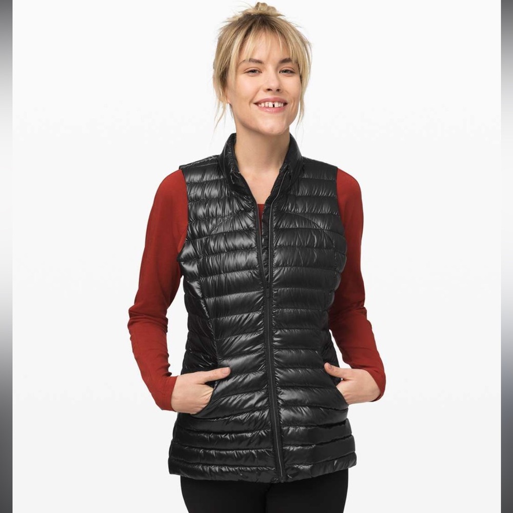 Lululemon Pack It Down Vest *Shine ~SIZE 6. Black